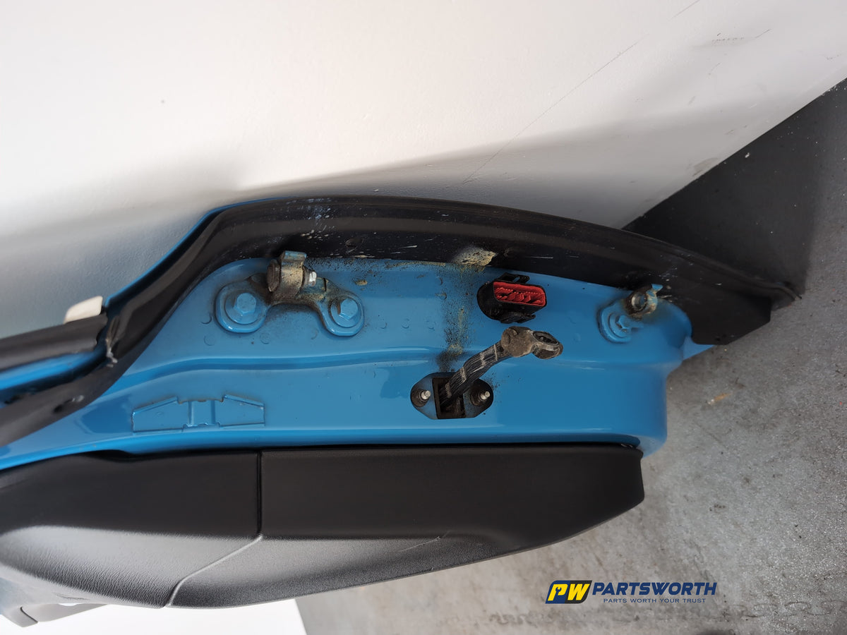 Door Front LH 9