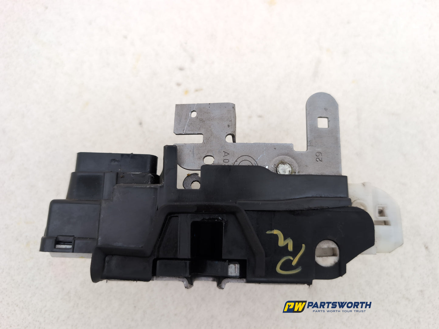 Door Lock Rear LH 18