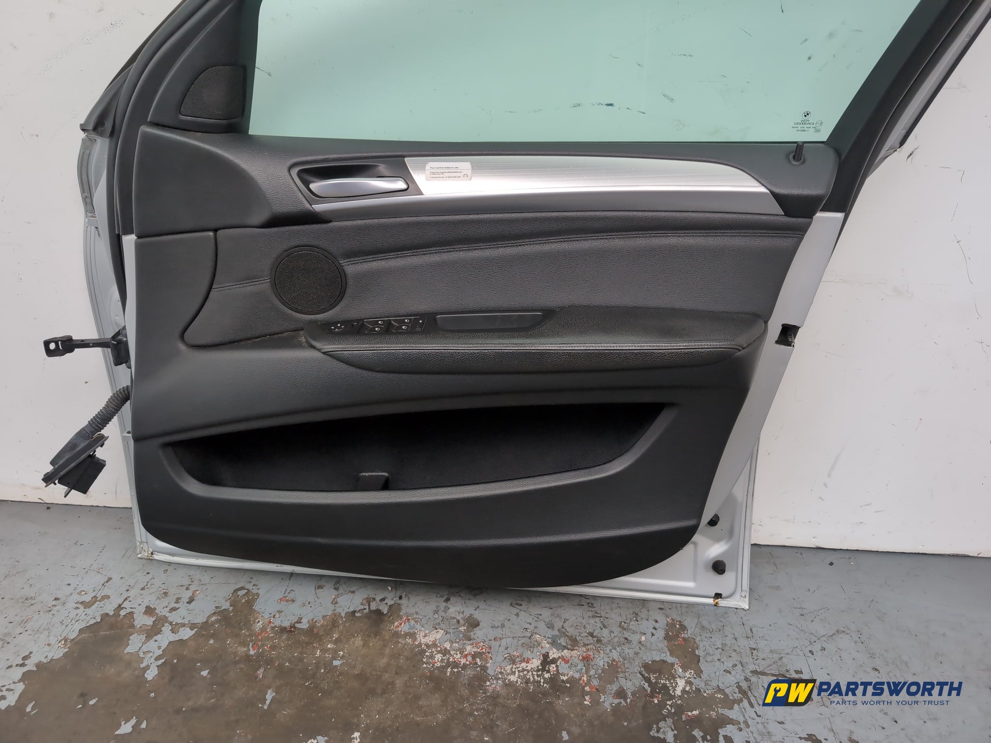 Bmw X6 Xdrive 40d E71 Suv Coupe Door Front Driver Side Titansilber Mettalic 354 - photo 10