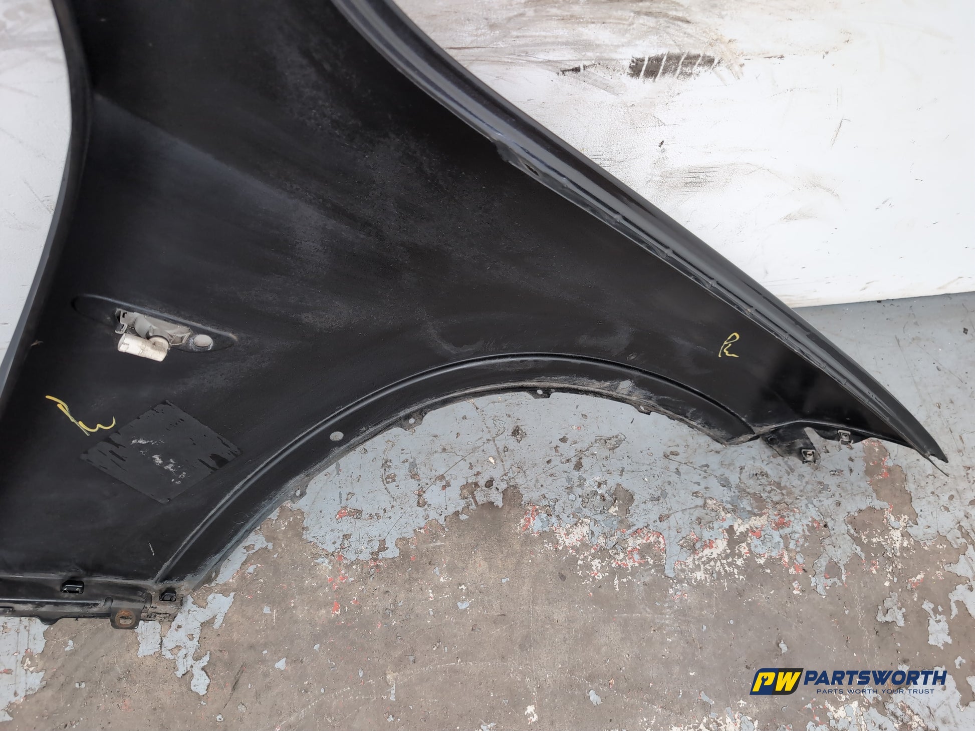 Wing Front LH 10