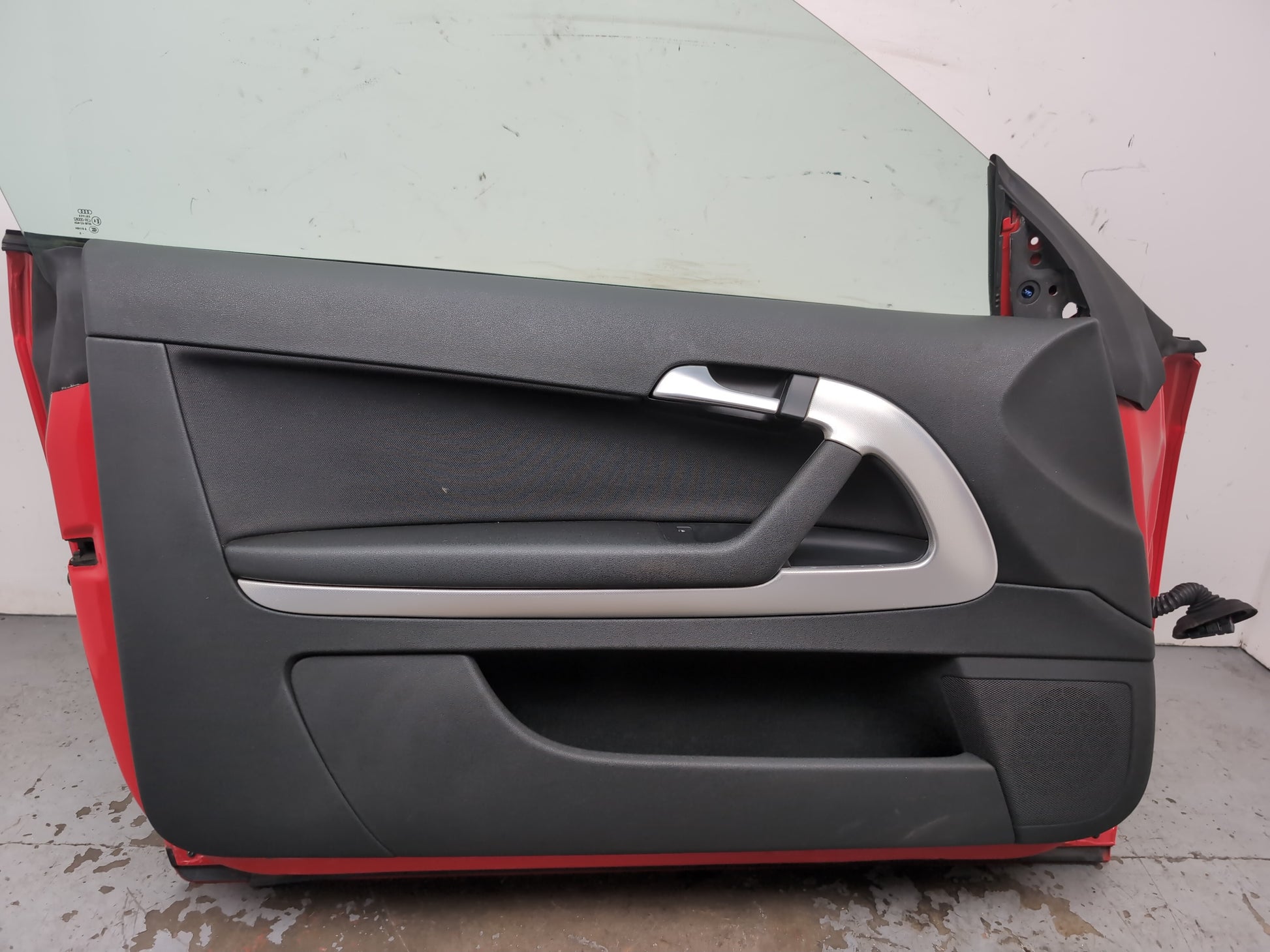 Door Front LH 10