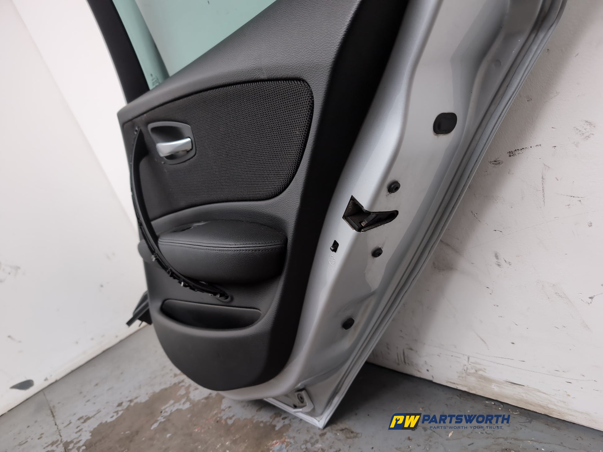 Door Rear RH 10