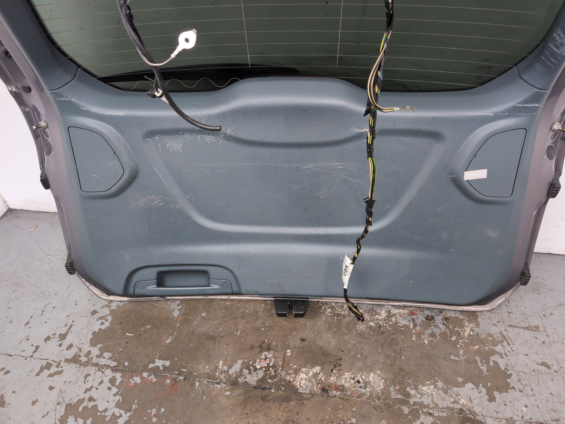 Boot Lid 10