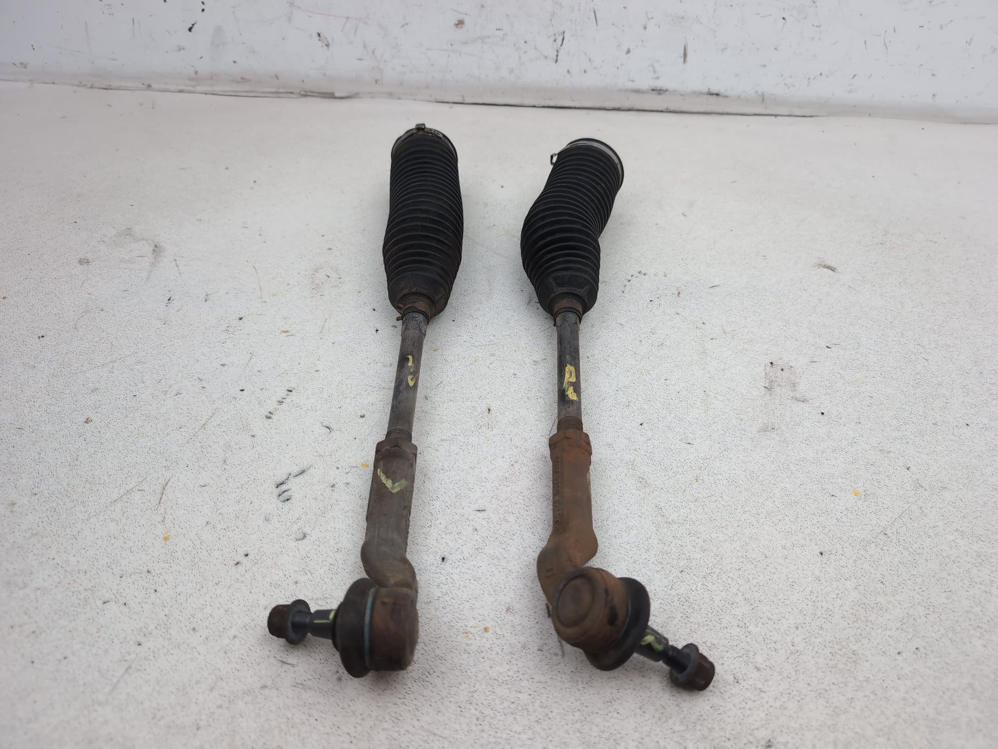 Steering Rack or Box 10