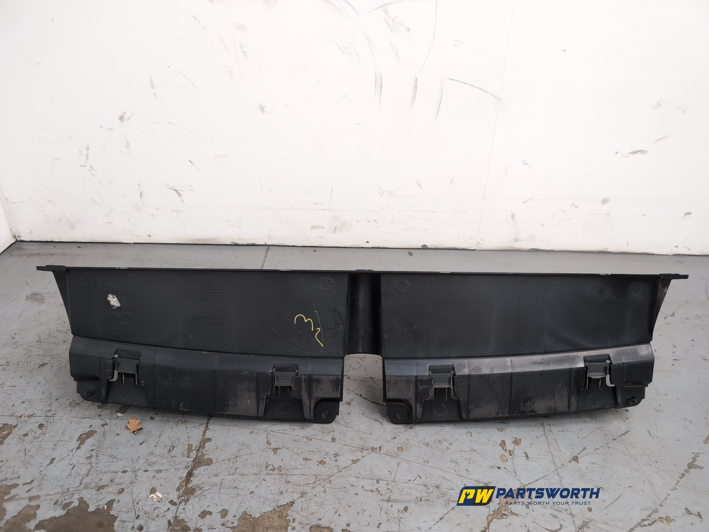 Bumper Rear Bracket LH 10