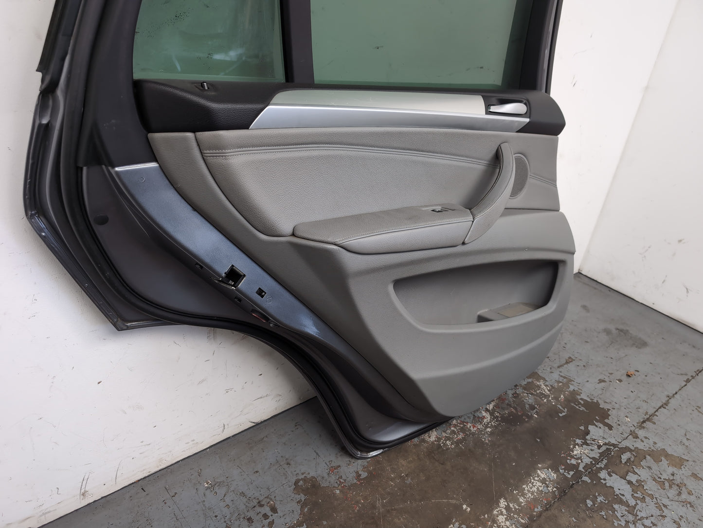Door Rear LH 10