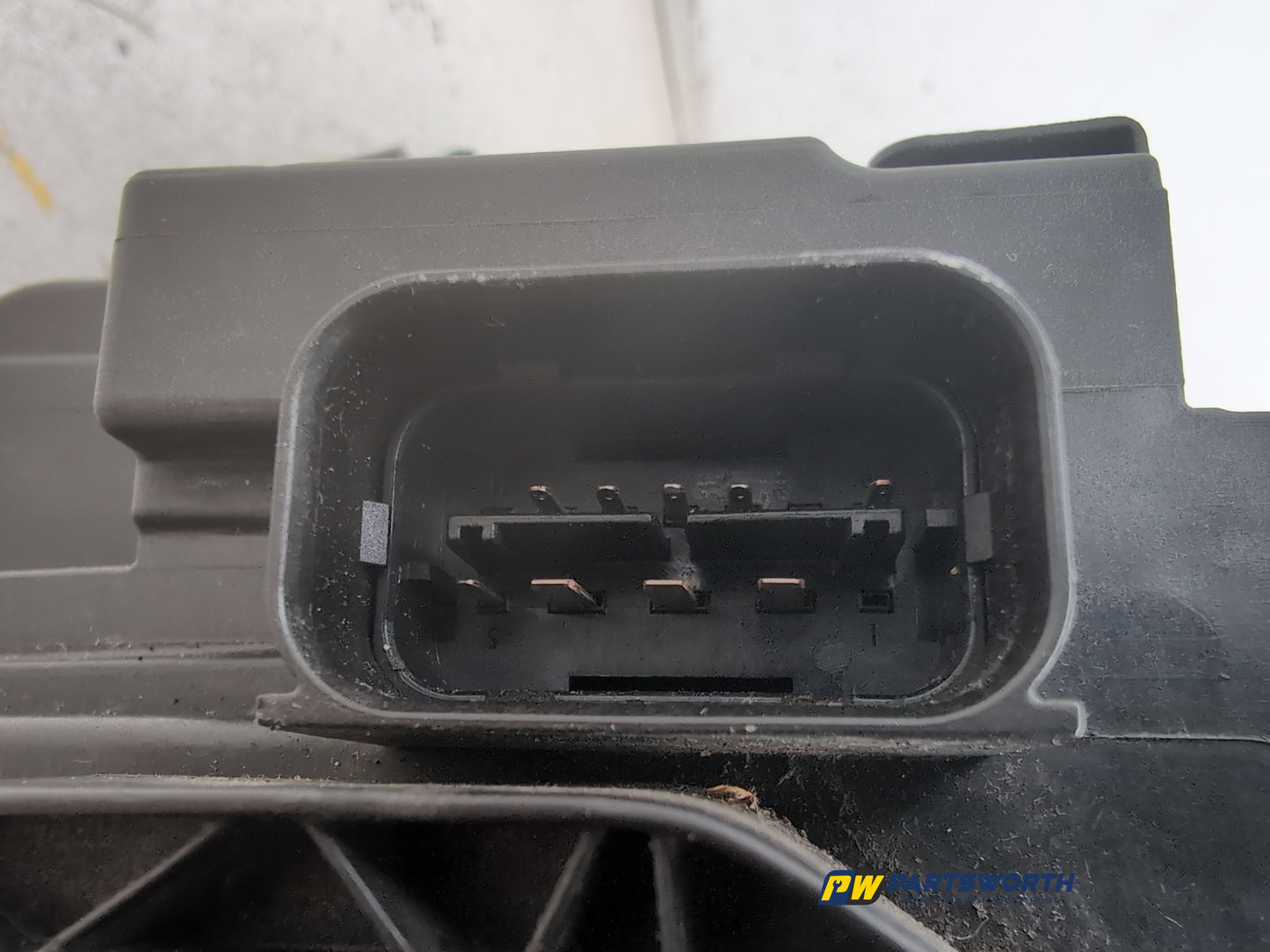 Headlamp RH 10