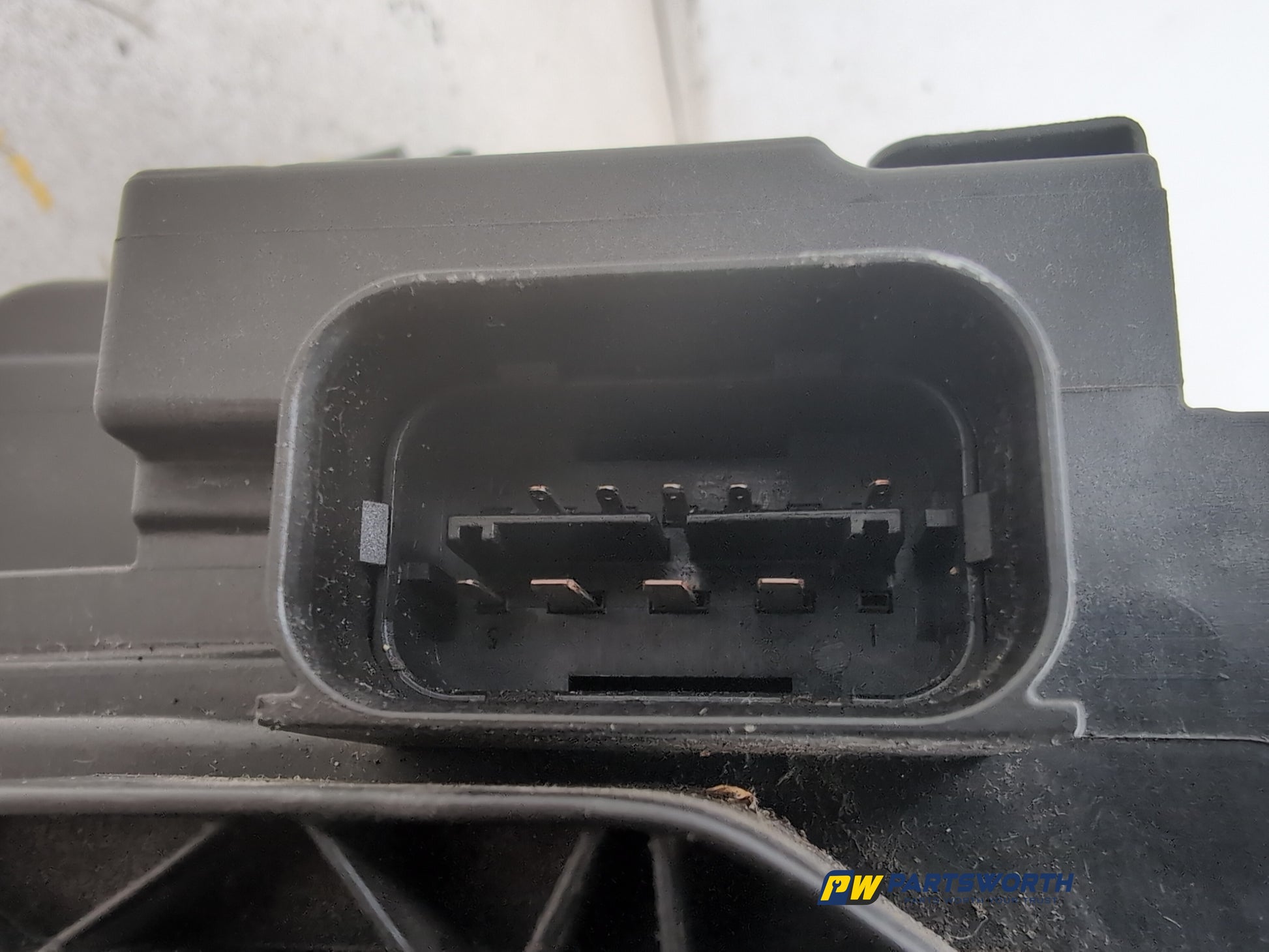 Headlamp RH 10