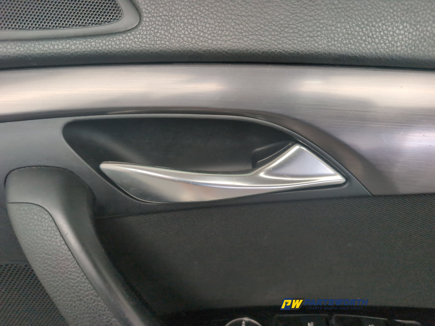 Door Front RH 10