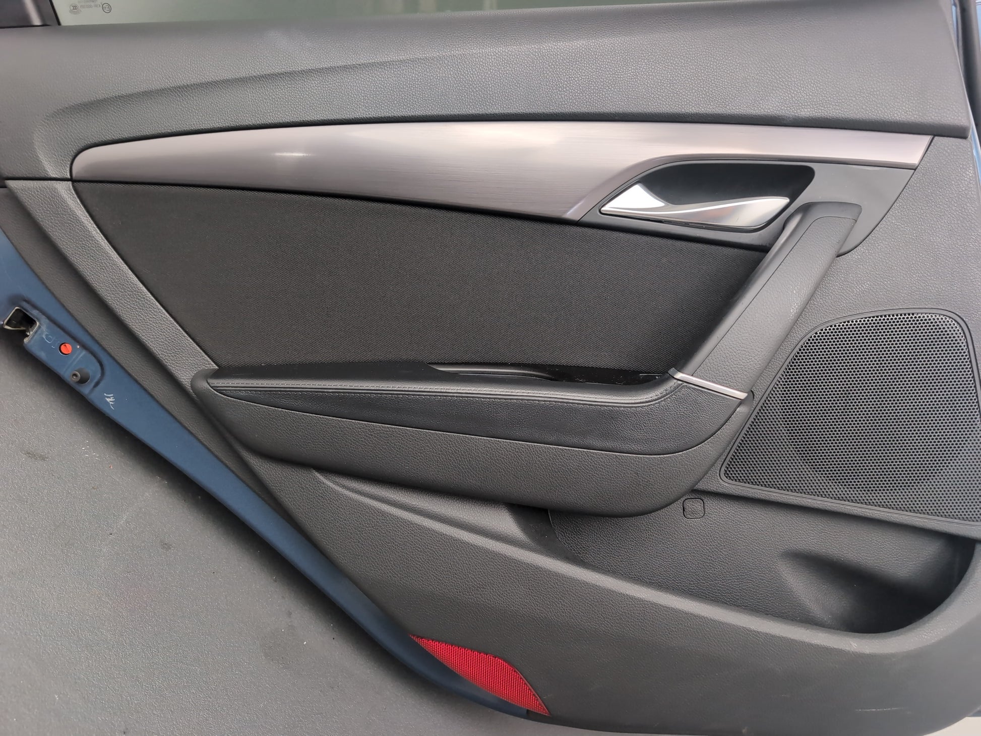 Door Rear LH 10