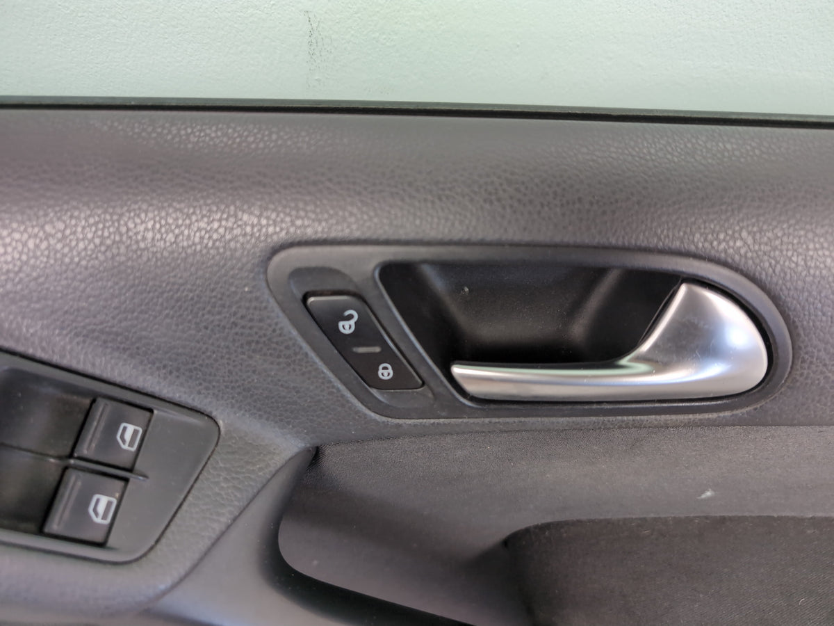 Door Front RH 10
