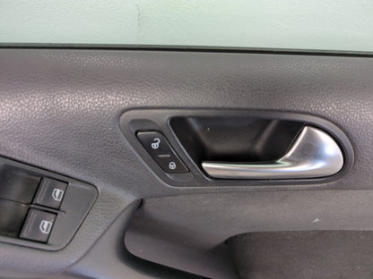 Door Front RH 10