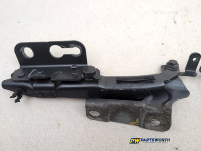 Bonnet Hinges 19