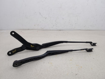 Wiper Front Arm 10