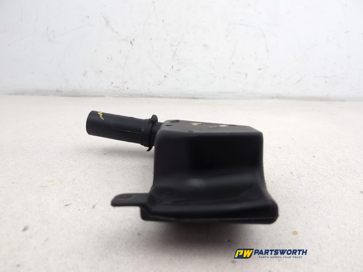 Washer Bottle Windscreen 10