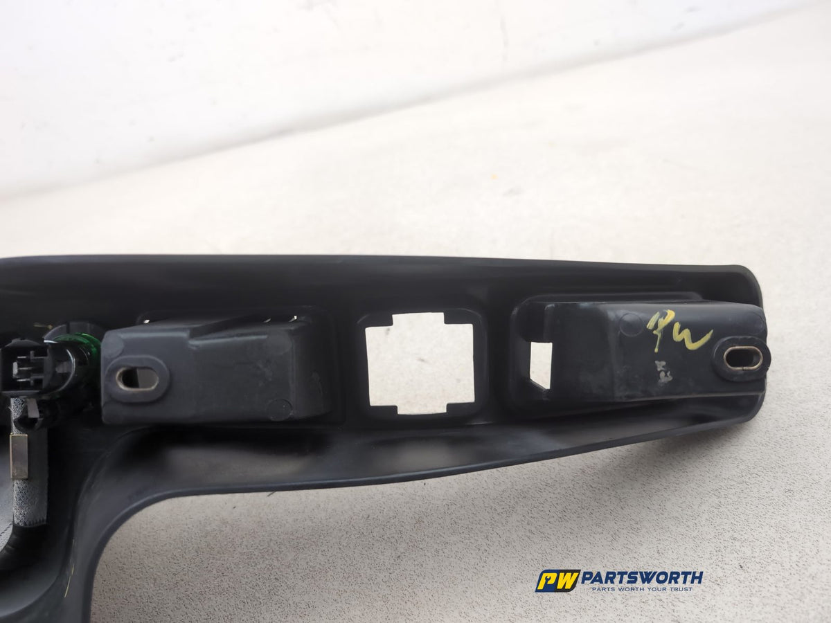 Centre Console Trim  10