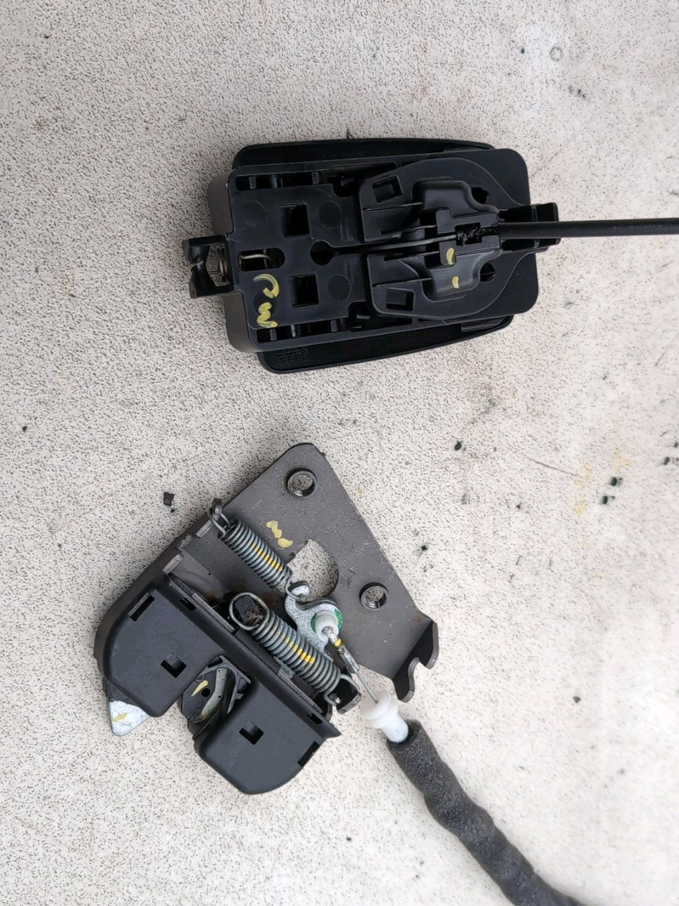 Bmw 6 Series 640d M Sport Gran Coupe F13 Rear Seat Latch Lock Set Pair 2012-2018 - photo 5