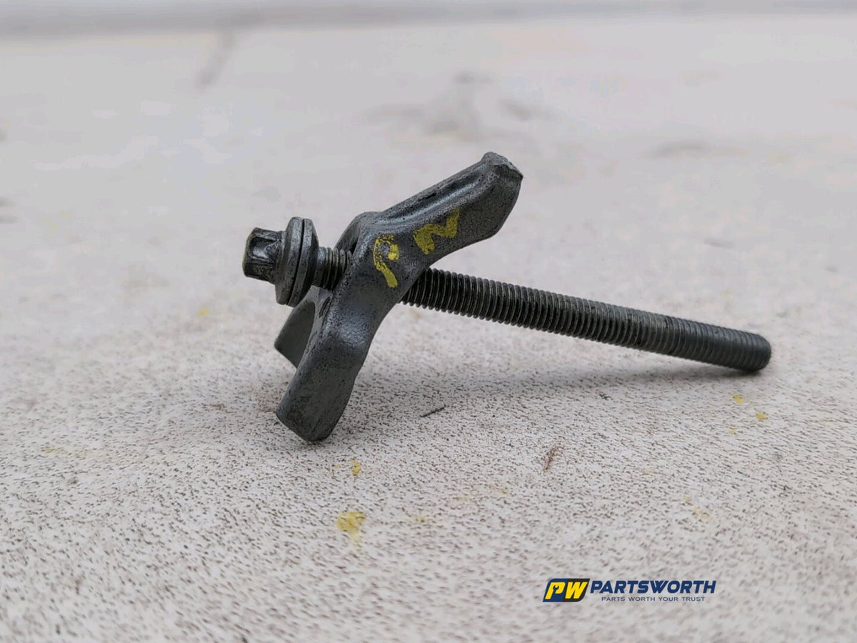 BMW 6 SERIES 640D F13 3.0L DIESEL N57D30B FUEL INJECTOR BRACKET 8578607 12-18 5