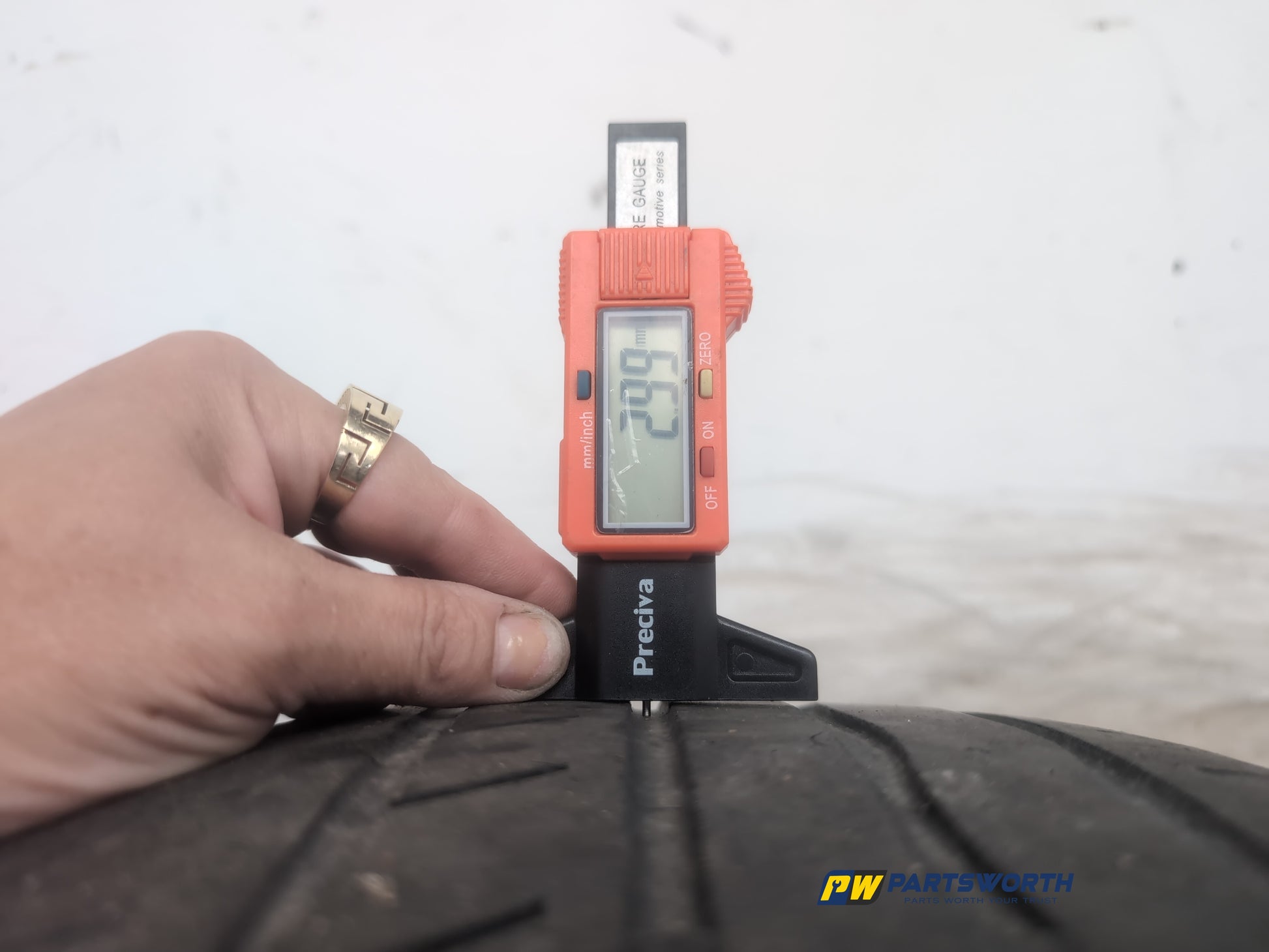 Wheel Road Alloy 11