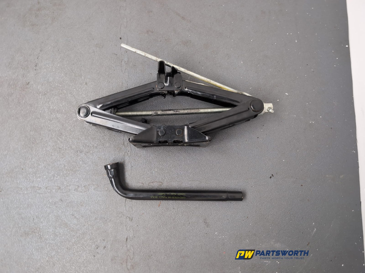 Space Saver Spare Wheel and Tool Kit  11