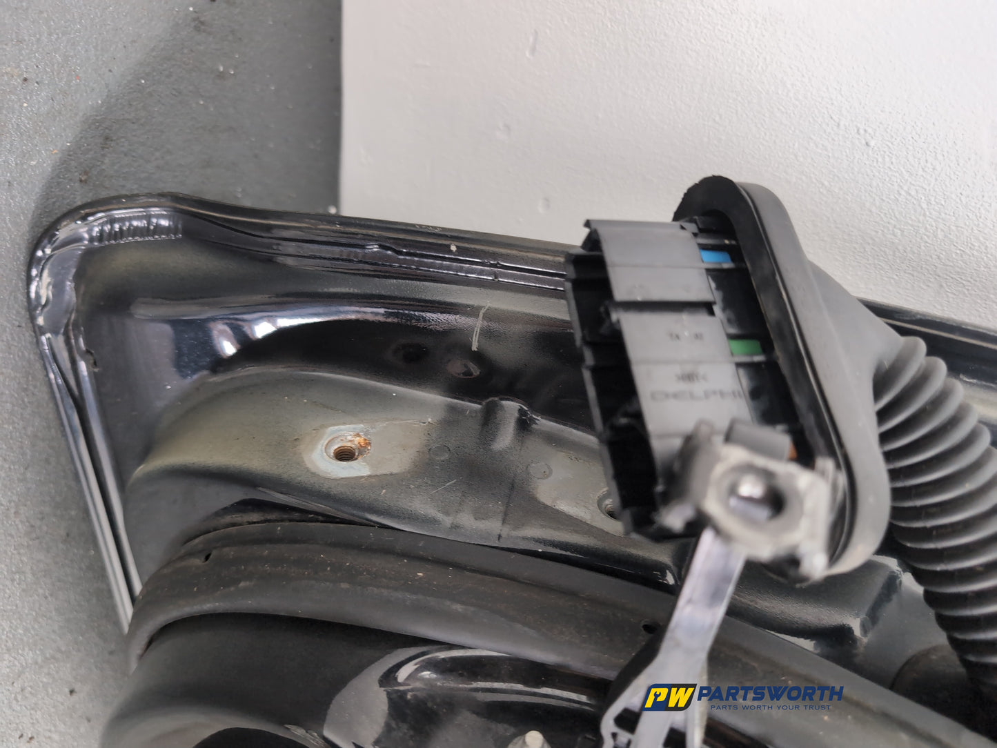 Door Front RH 22