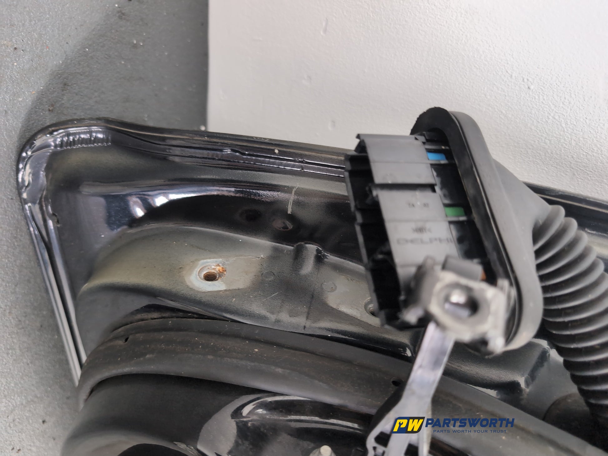 Door Front RH 22