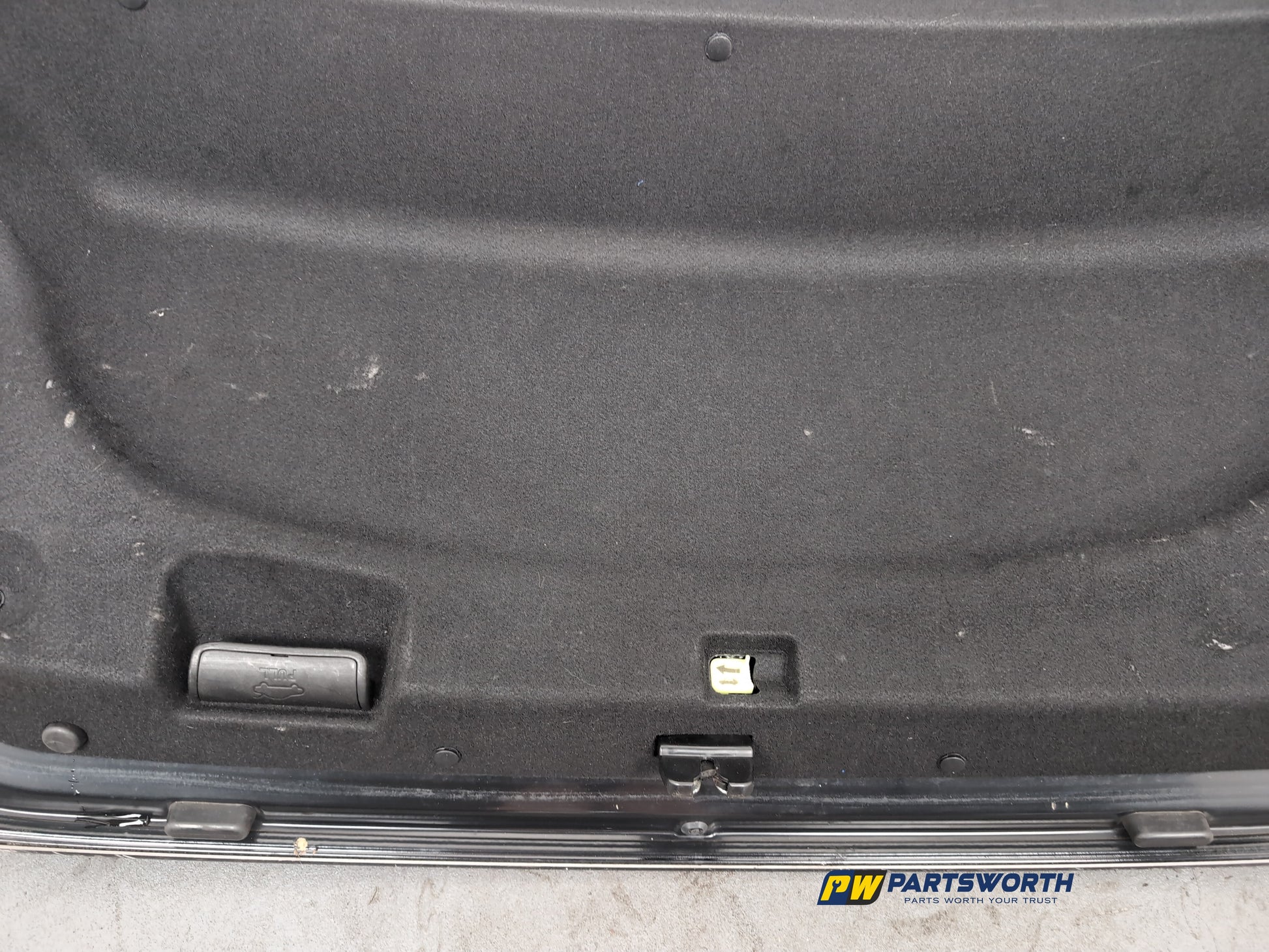 Boot Lid 21