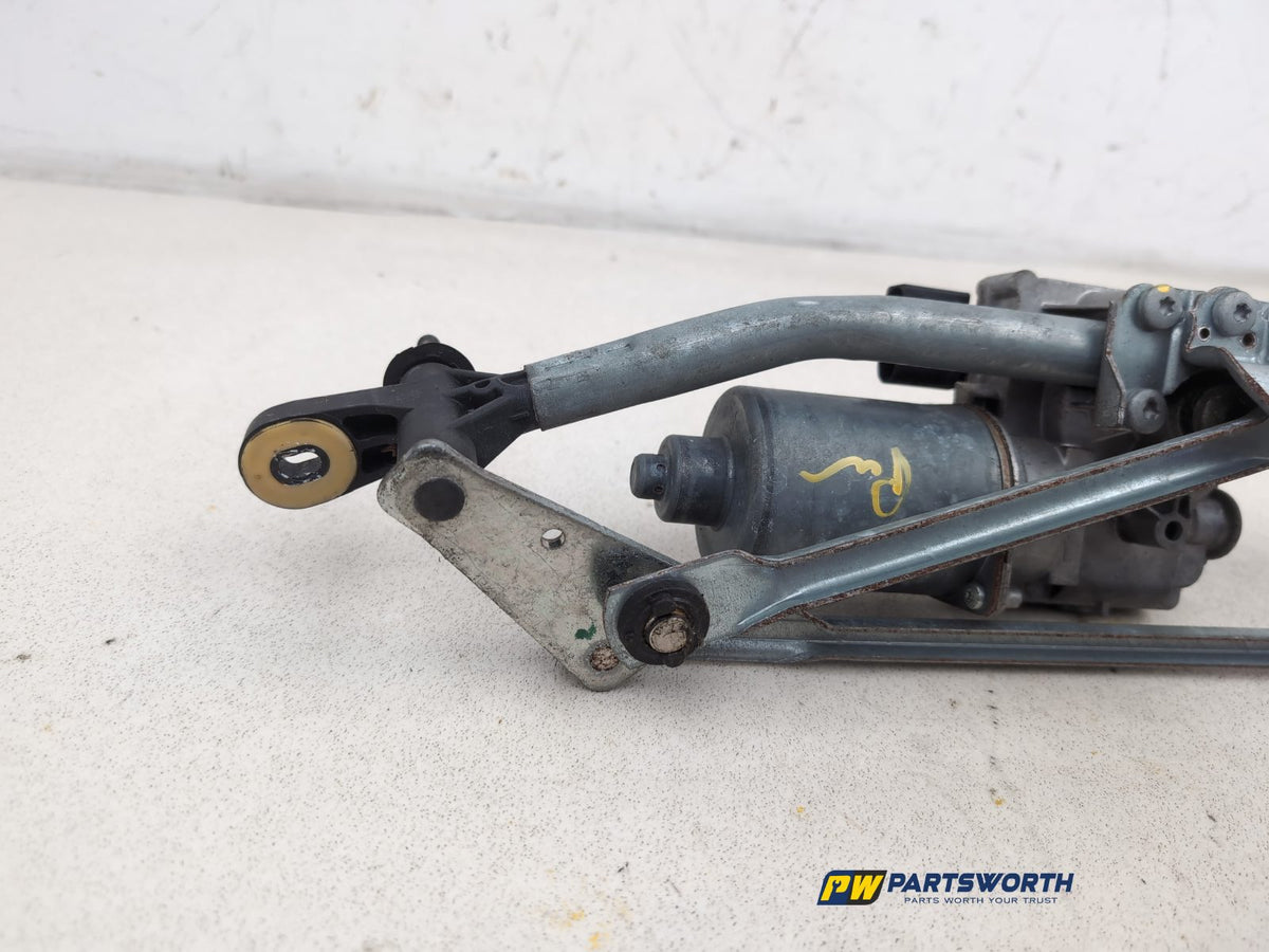 Front Wiper Motor & Mechanism / Linkage 11