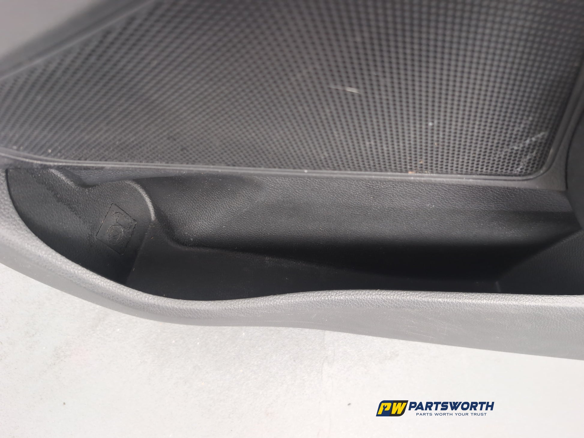 Door Front RH 12