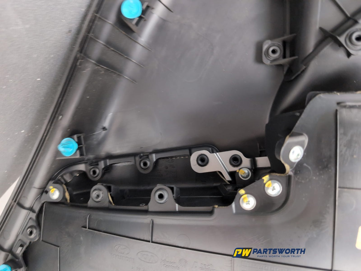 Rear Left Door Card 11