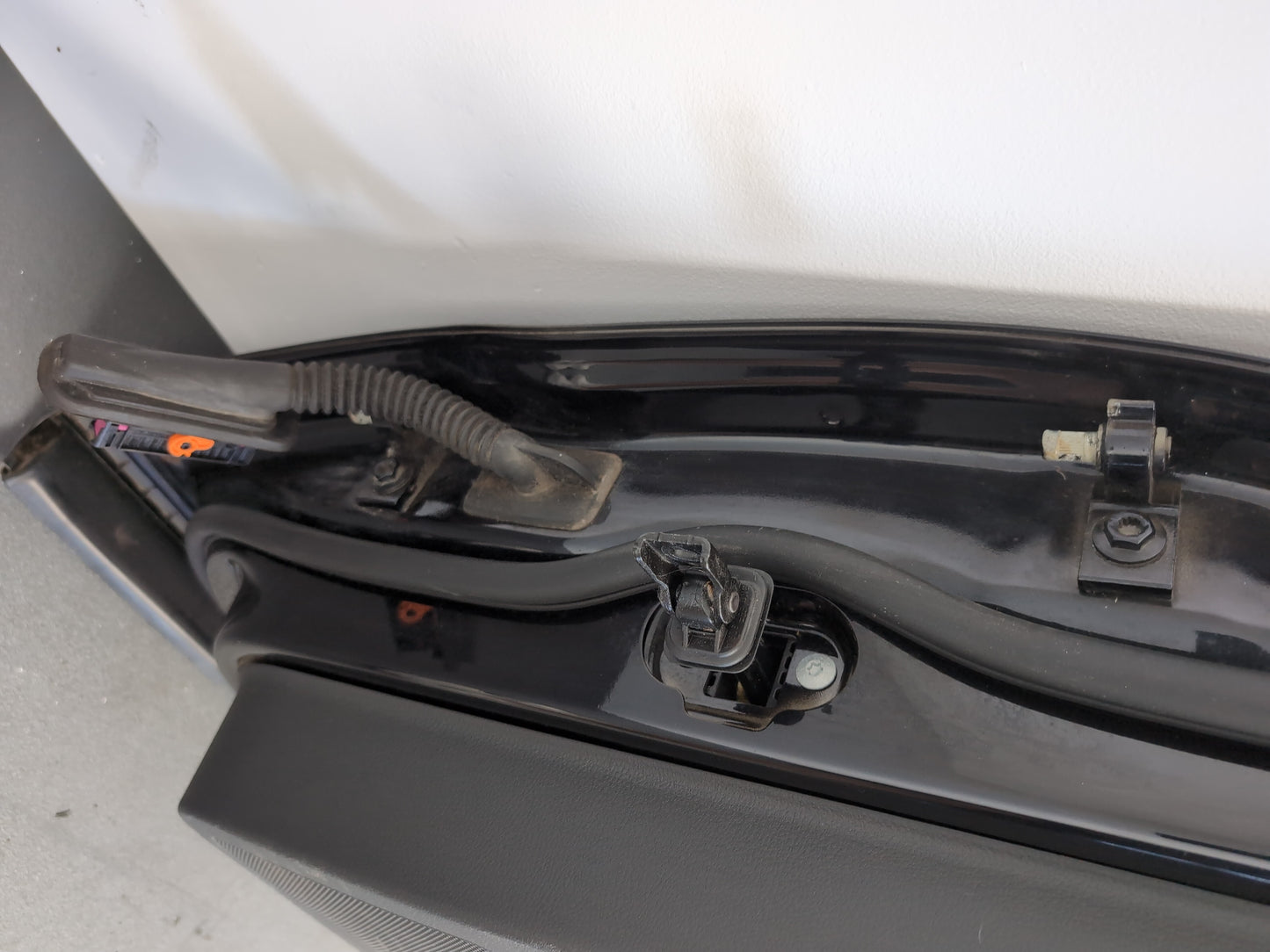 Door Front RH 12