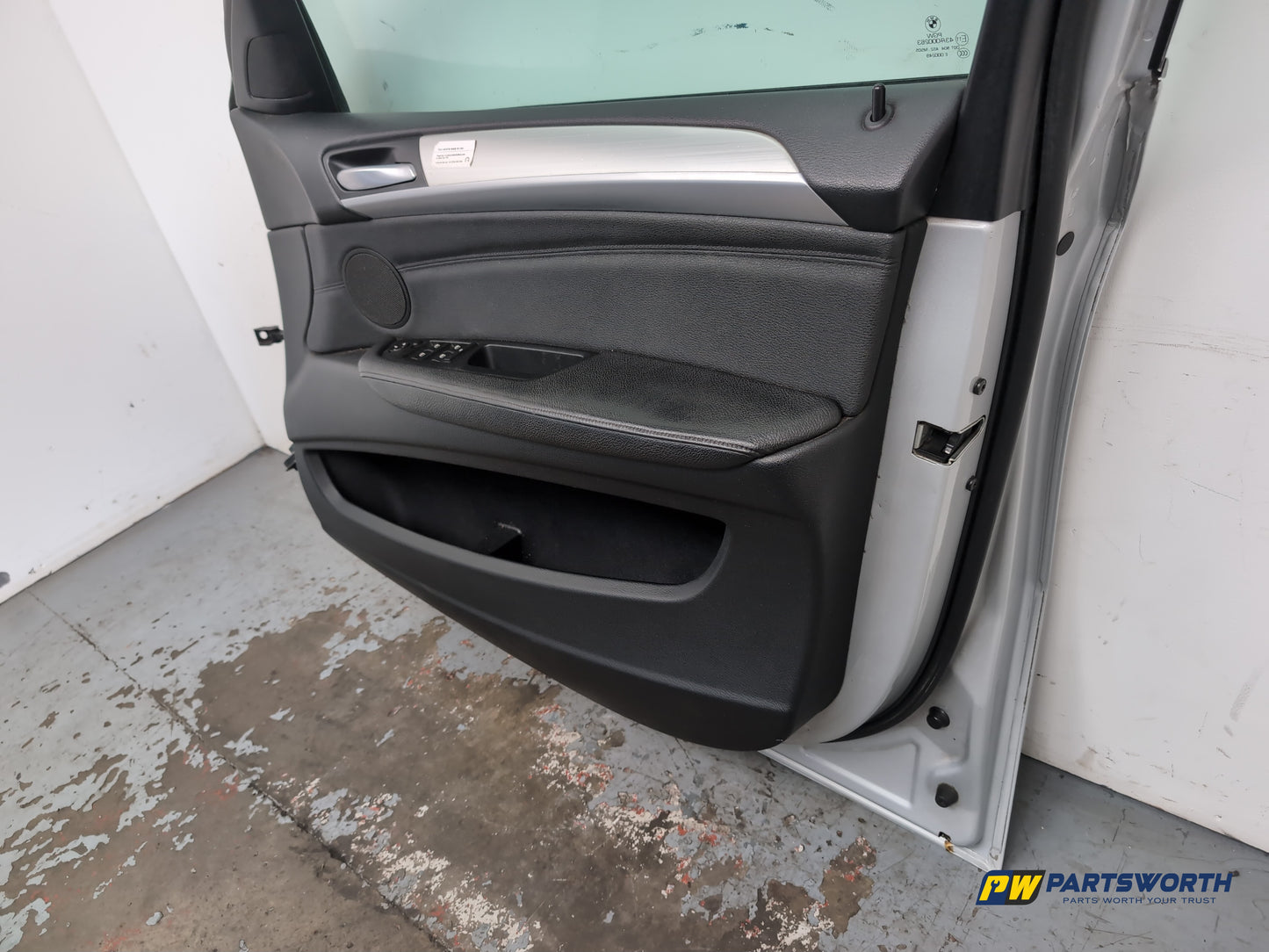 Door Front RH 13