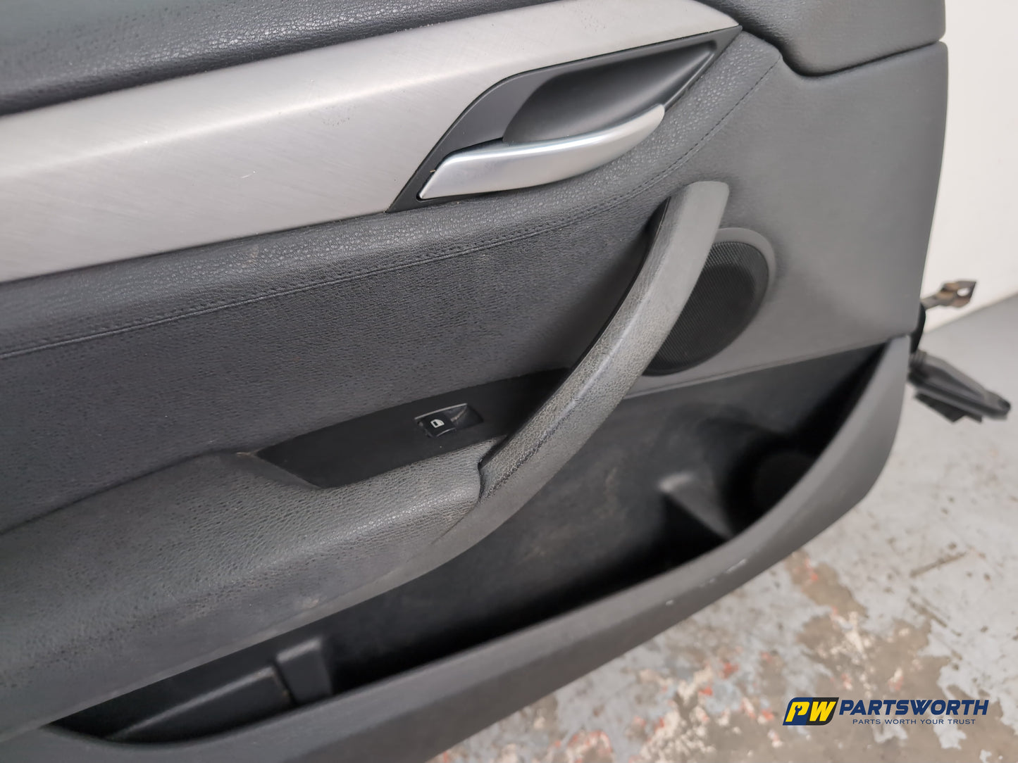 Door Front LH 13