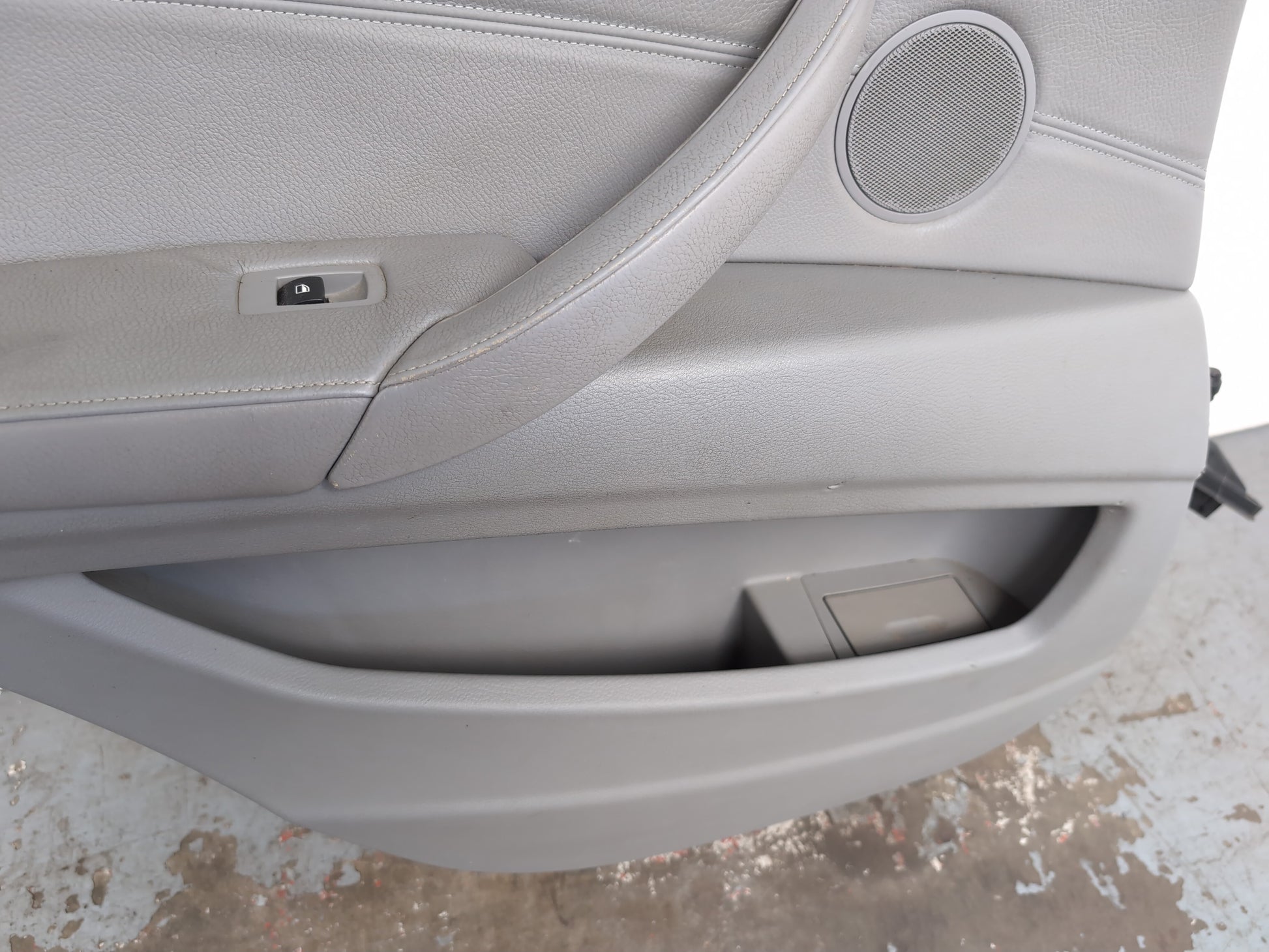 Door Rear LH 13