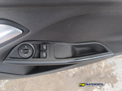 Door Front RH 13