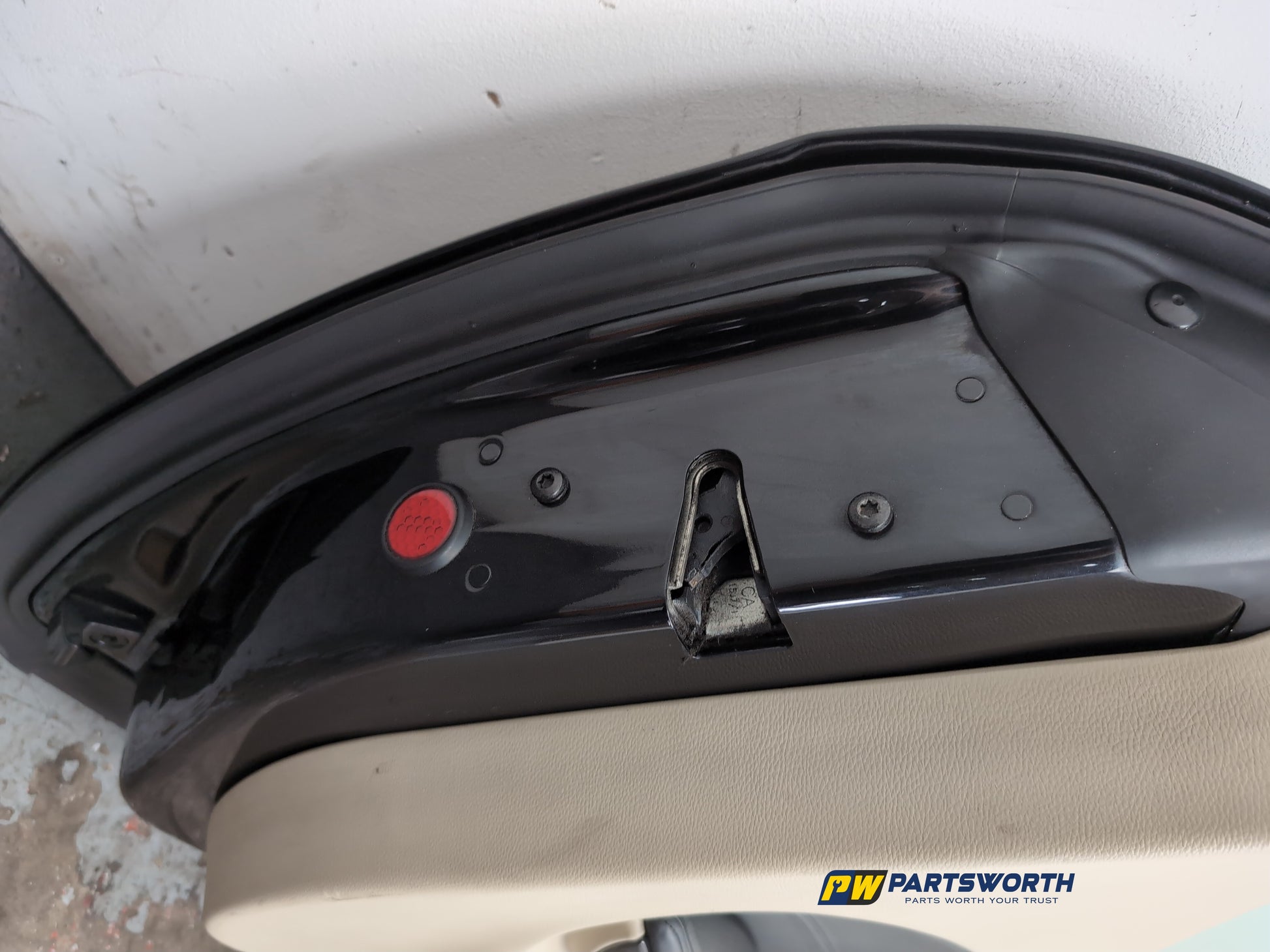 Door Front LH 13