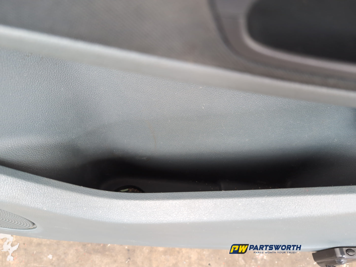 Door Front RH 13