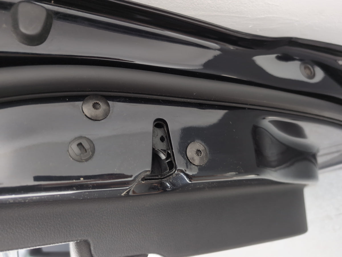 Door Front RH 13
