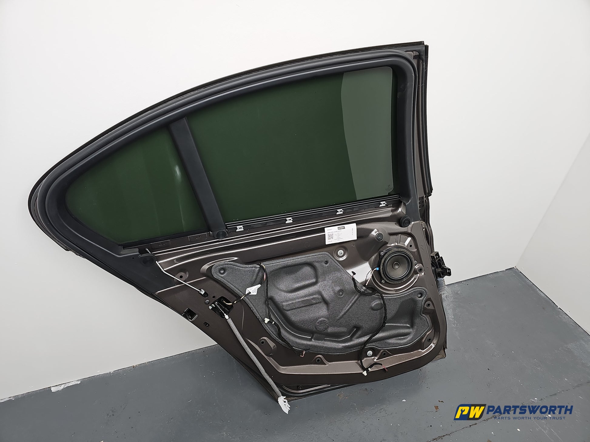 Door Rear LH 2