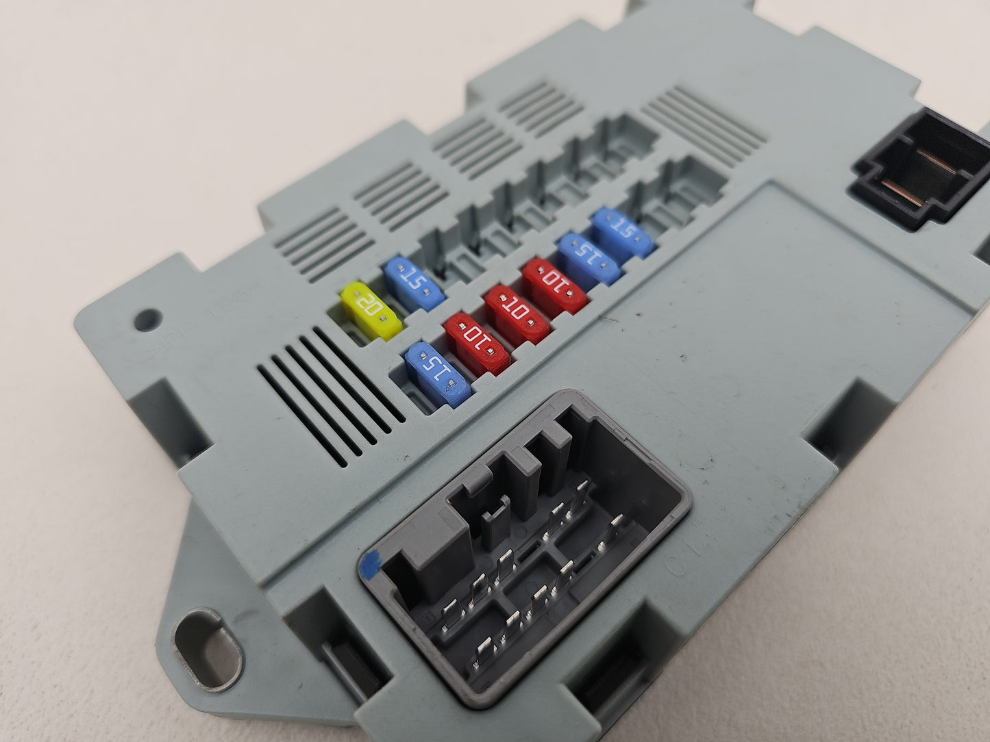 Range Rover/Jaguar 2.0 Diesel Fuse Box Relay Genuine Cpla-14q073-Aa - photo 5