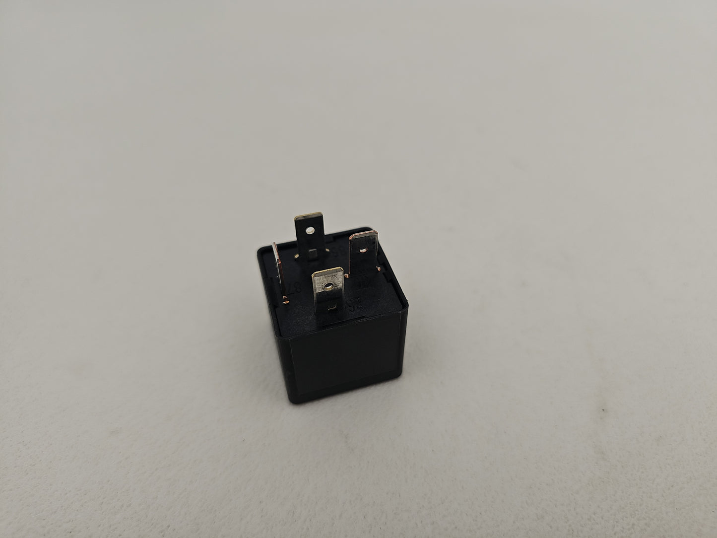 Jaguar/Land Rover Relay 4-Pin Black 12v 40a 2.0 Diesel Dh2214b192ca Oem Genuine - photo 5