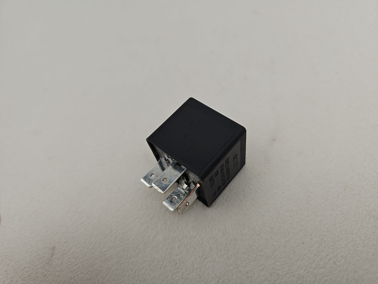 Jaguar/Land Rover Relay 4-Pin Black 12v 40a 2.0 Diesel Dh2214b192ca Oem Genuine - photo 5