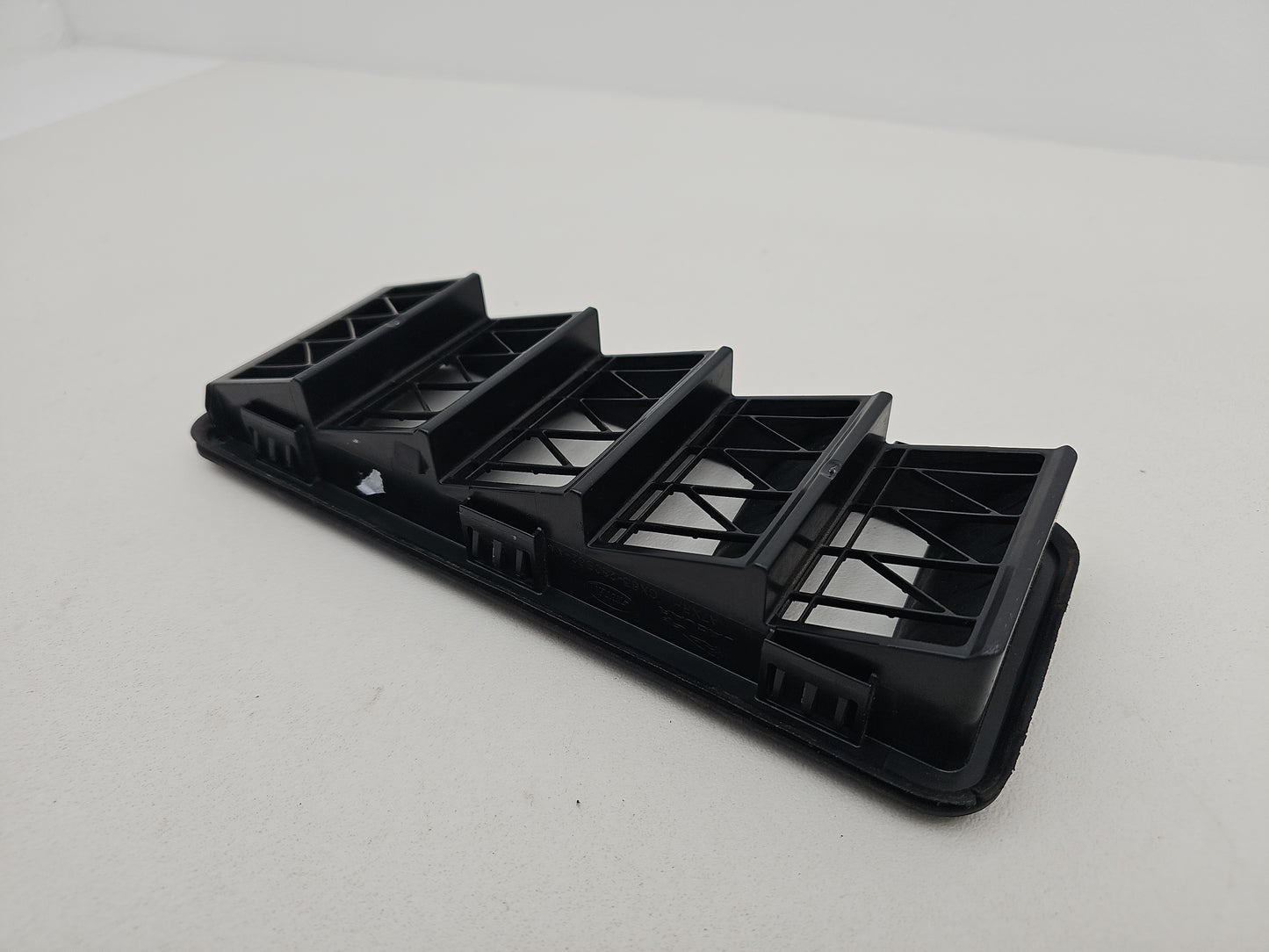 Facia Vent RH 5
