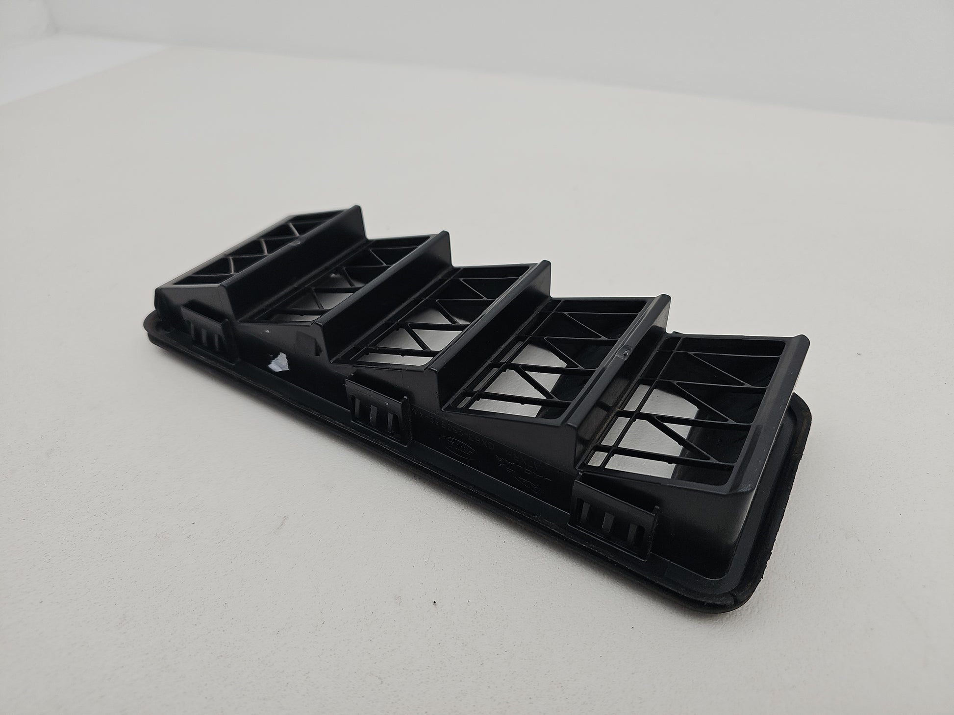 Facia Vent RH 5