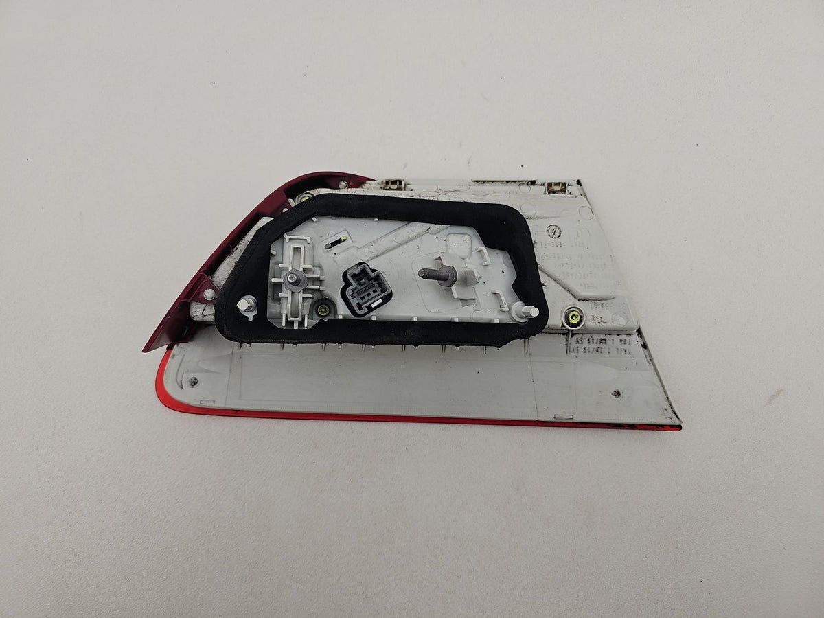 Lamp Assembly Rear Fog RH 5
