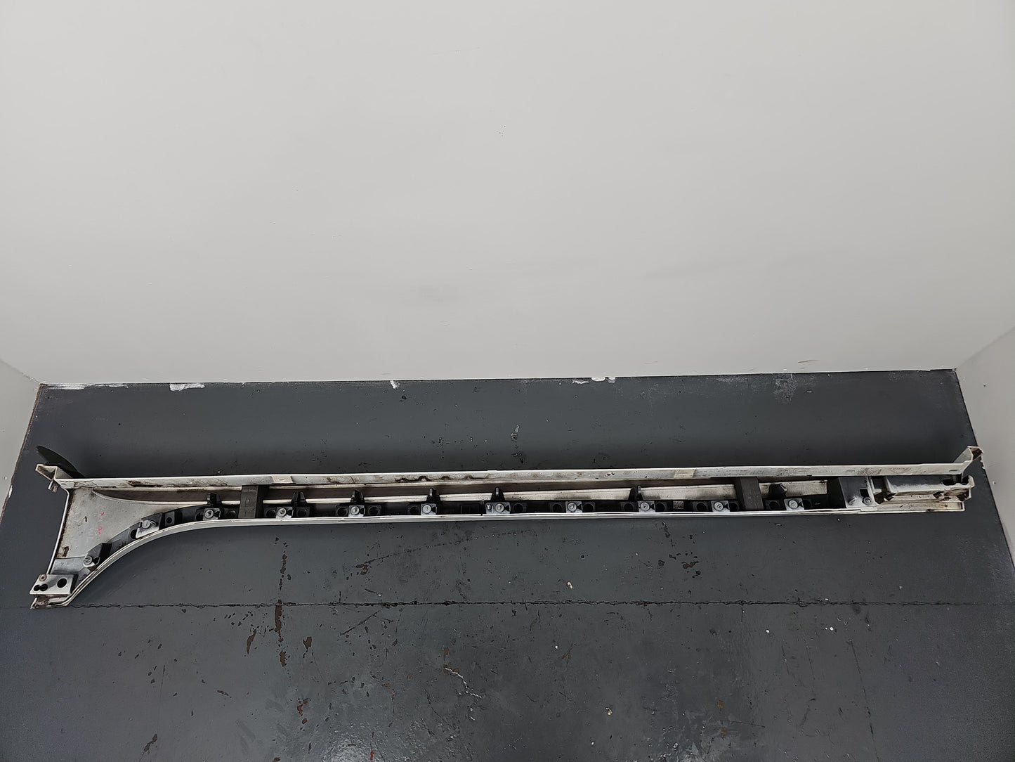 Side Skirt RH 5