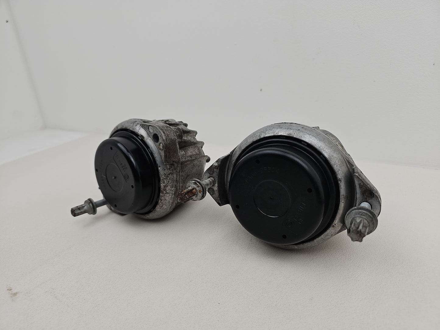 Set Of Engine Mounts LH + RH 5