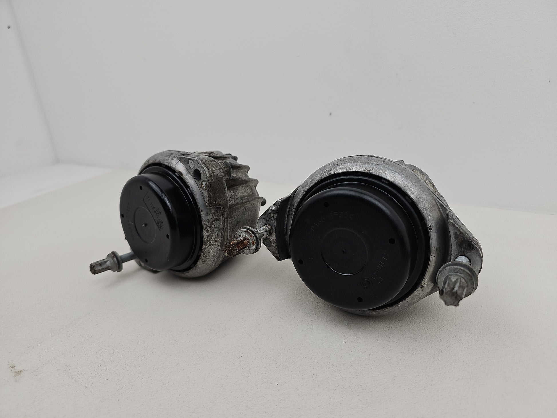 Set Of Engine Mounts LH + RH 5