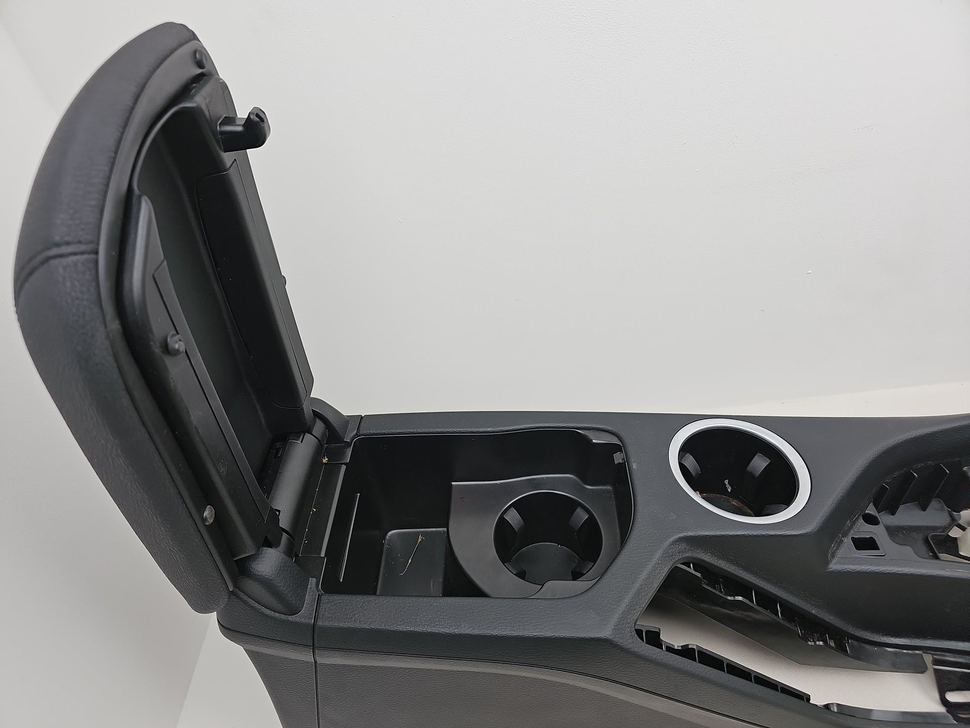 Centre Console 5