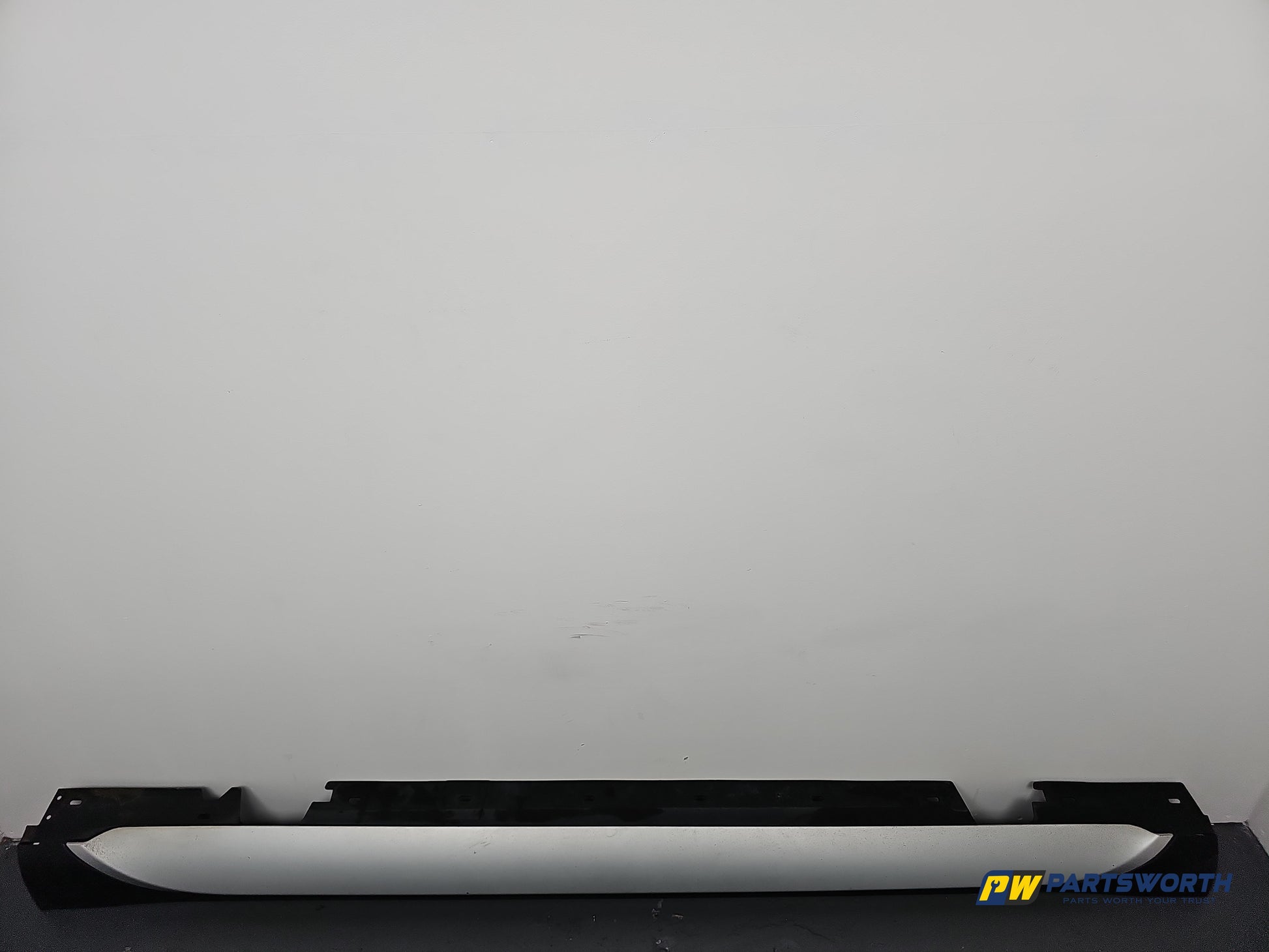 Side Skirt LH 5